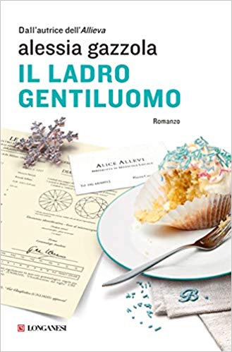 Alice Allevi, ormai specializzata in Medicina Legale, viene trasferita a Domodossola. Si trova alle prese con il furto di un prezioso diamante rosa...